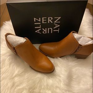 Naturalizer Ankle Boots